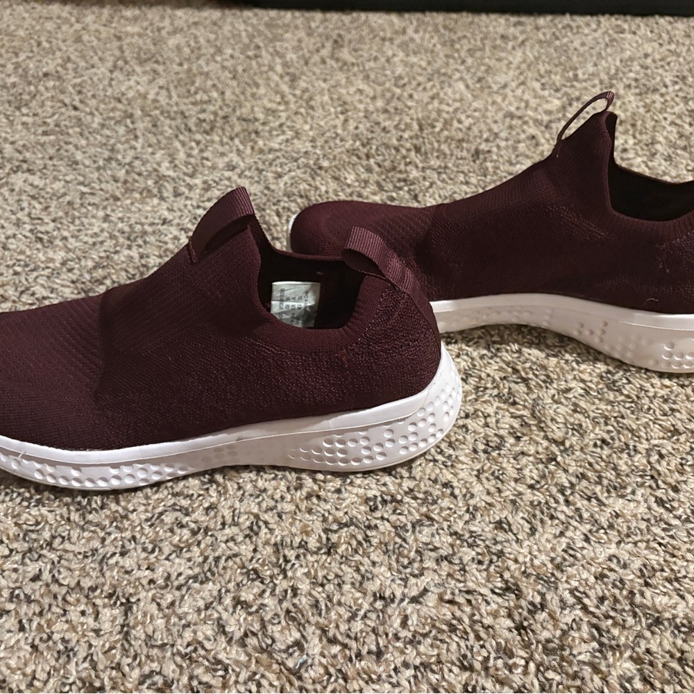 Women's Avia Burgundy Memory Foam Slip-On Sneakers - Picture 4 of 10